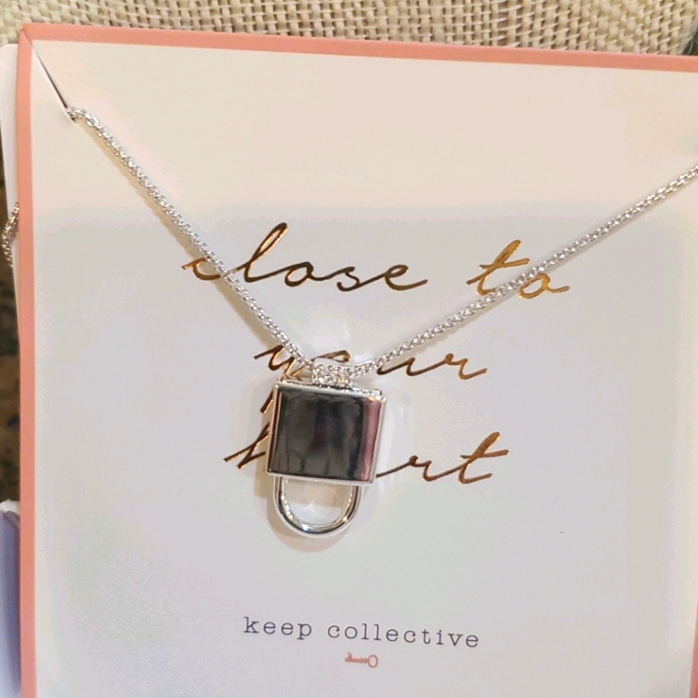 Lock necklace